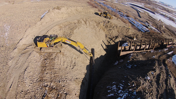 Victory Pipeline - Canal Crossing